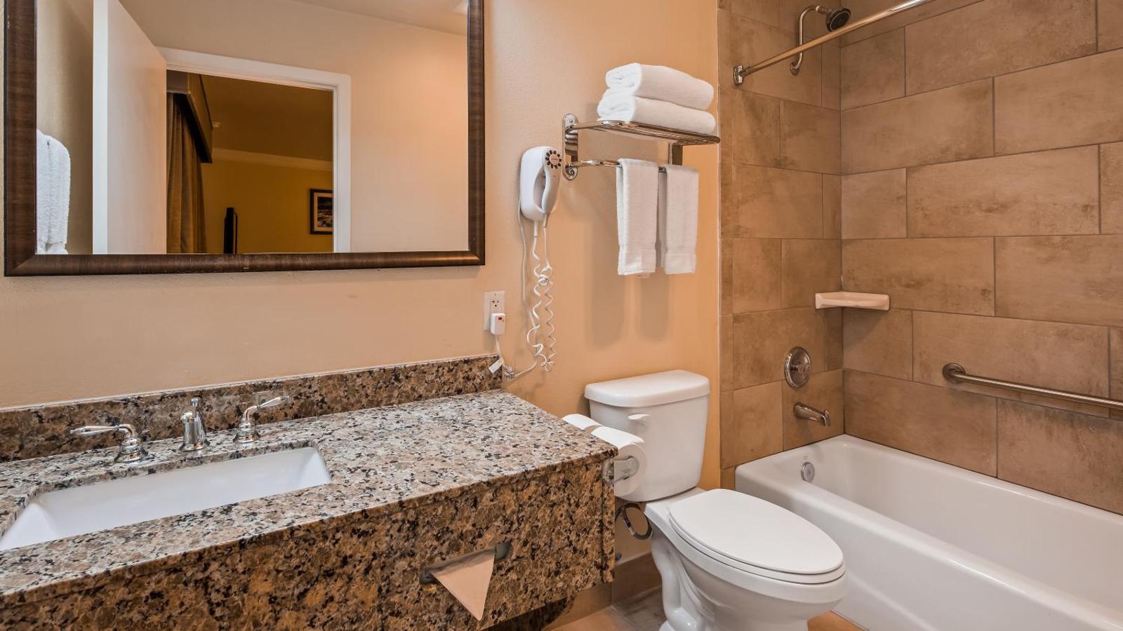 Best Western Garden Villa Inn Main image 1
